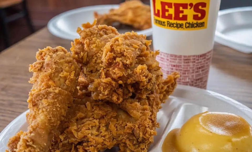 Lee s Famous Recipe Chicken A Homestyle Favorite